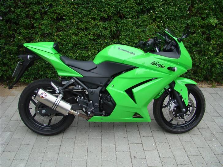 Kawasaki Ninja 250R (Solgt) billede 1