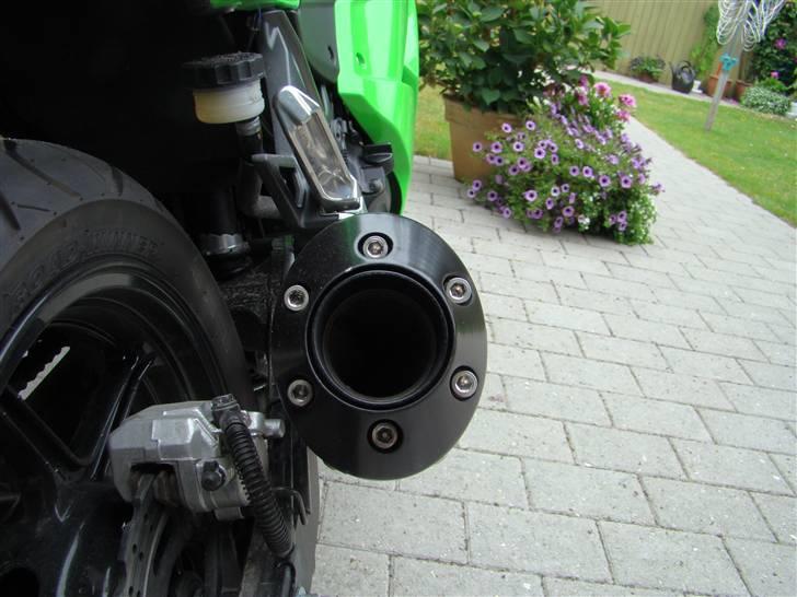 Kawasaki Ninja 250R (Solgt) billede 7