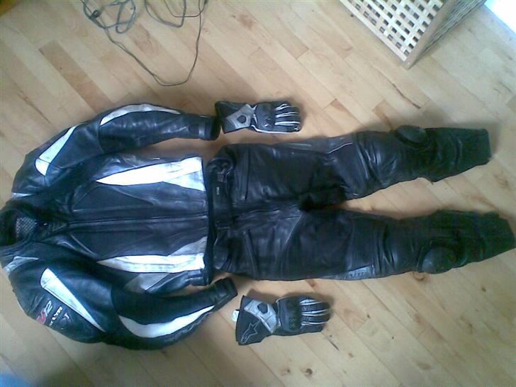 Kawasaki Ninja 250R (Solgt) - Rev´iT V12, og AlpineStar SP2 billede 8