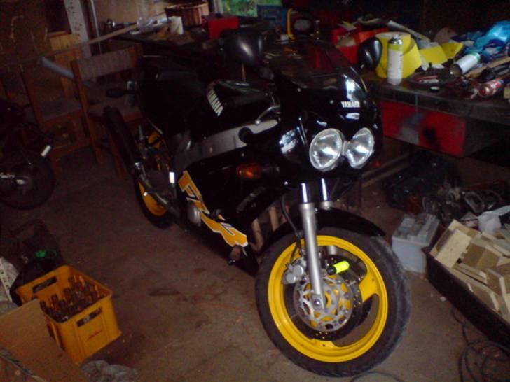 Yamaha FZR600 GENESIS billede 4