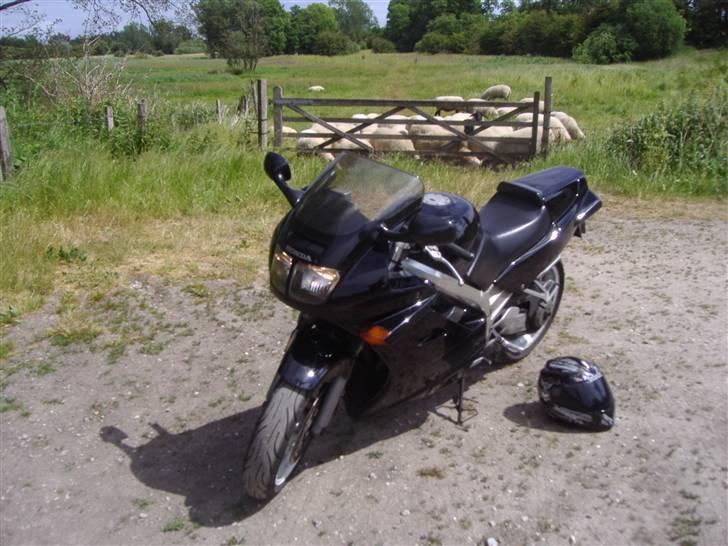 Honda Vfr 750 solgt billede 9