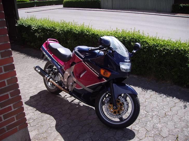 Kawasaki ZZR 600 billede 8