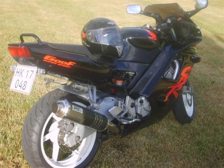 Honda CBR F2 billede 4