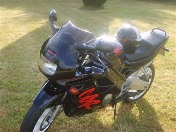 Honda CBR F2 billede 8