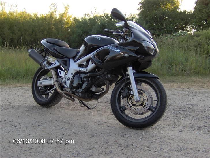 Suzuki SV 650 S (SOLGT) billede 1