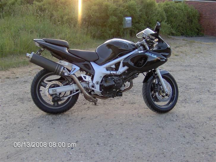 Suzuki SV 650 S (SOLGT) billede 8
