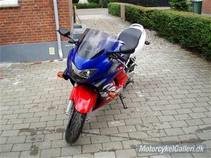 Honda CBR 600  F 4 "SOLGT" billede 4