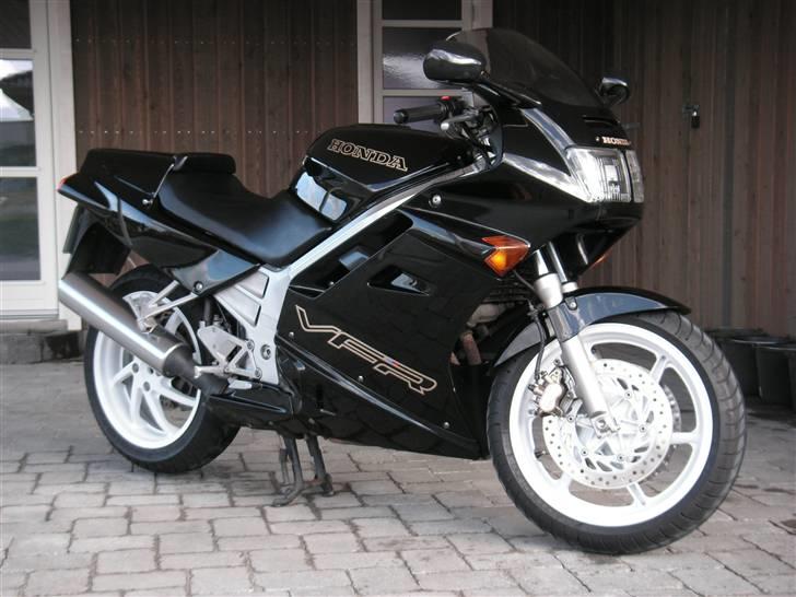 Honda VFR 750 ***SOLGT*** - NYT! billede 6