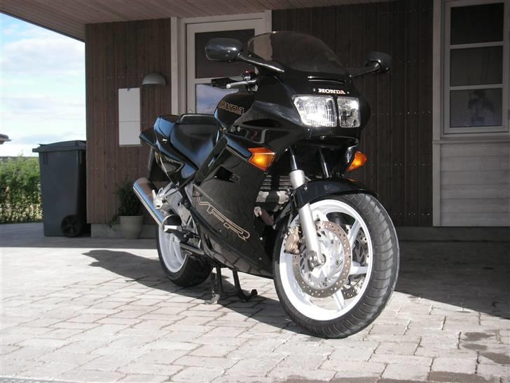 Honda VFR 750 ***SOLGT*** - NYT! billede 9