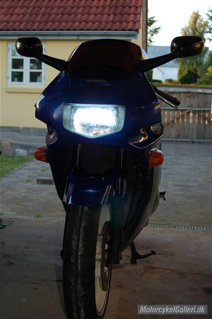 Honda CBR 600 F - SOLGT billede 5
