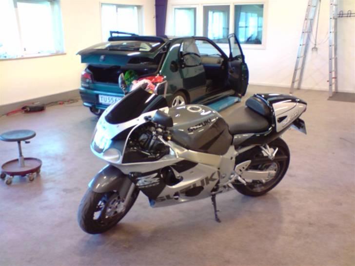 Suzuki GSX-R 600 **Solgt** billede 4