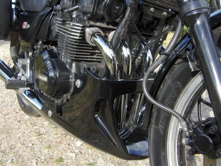 Kawasaki GpZ 550  *TIL SALG* - Her kan man tydeligt se ploven billede 8