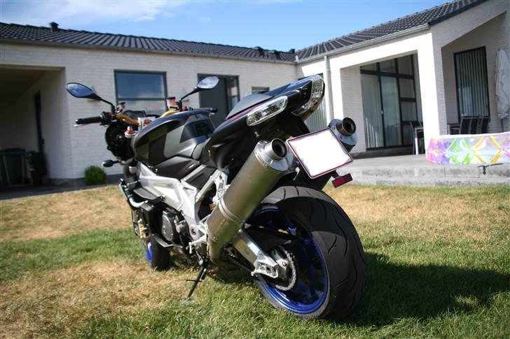 Aprilia Tuono 1000 (SOLGT) billede 5