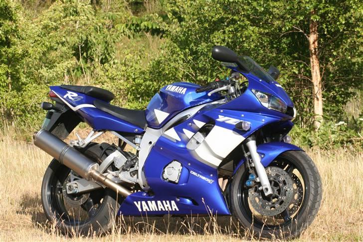 Yamaha R6 billede 14