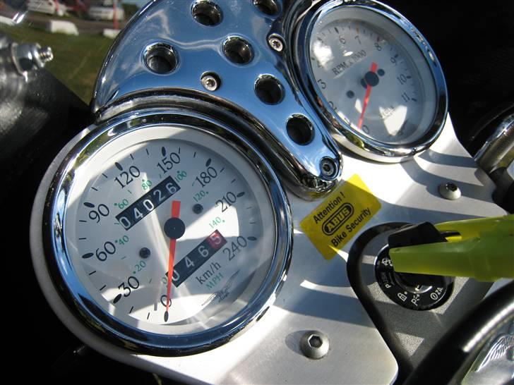 Moto Guzzi Centauro - Kun kørt ca. 4000 km. Jeg har haft fornøjelsen af de 350 km. billede 9