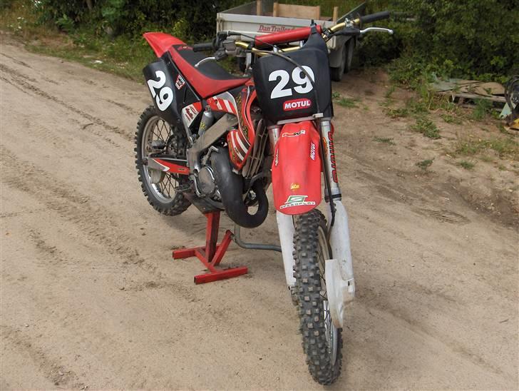 Honda CR 125 R (Solgt) - med "baneracer" skjolde billede 17