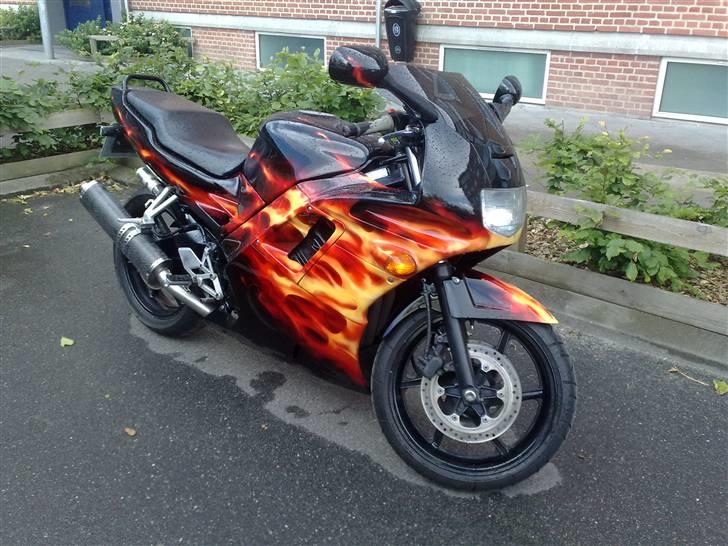 Honda CBR 600 F2 "SOLGT" - Den nye lakering billede 12
