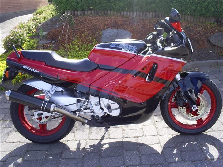 Honda CBR 600 F billede 15