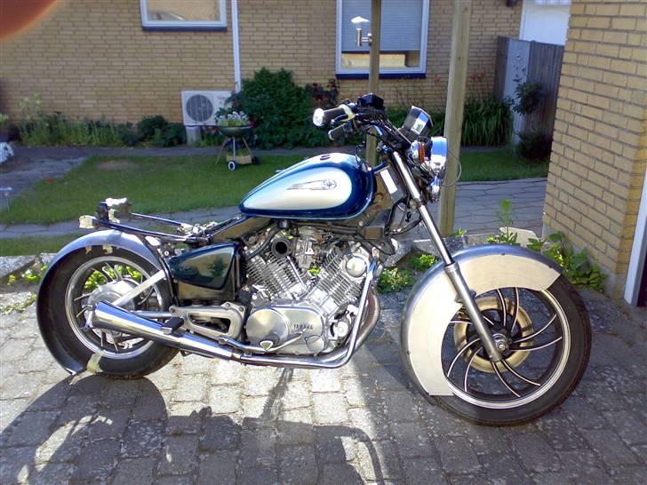 Yamaha XV 750 SE - Så er forskærmen ved at tage form. billede 16