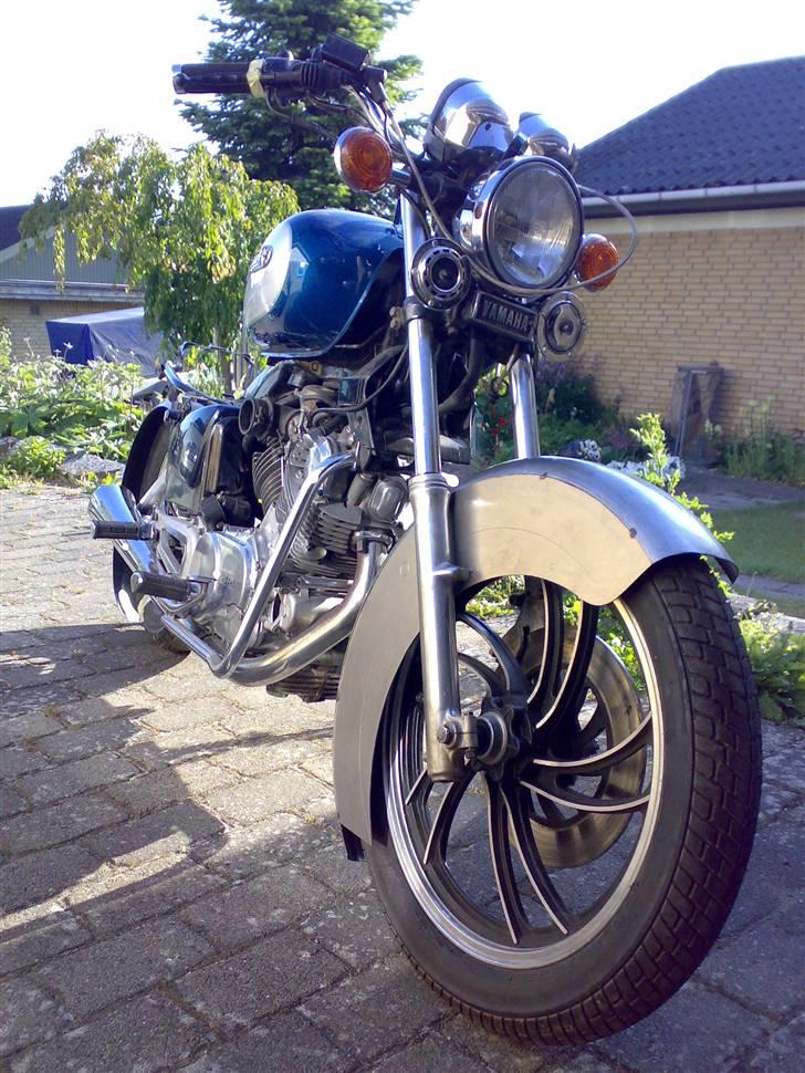 Yamaha XV 750 SE - Lidt andet design, end først tænkt i pap. billede 17