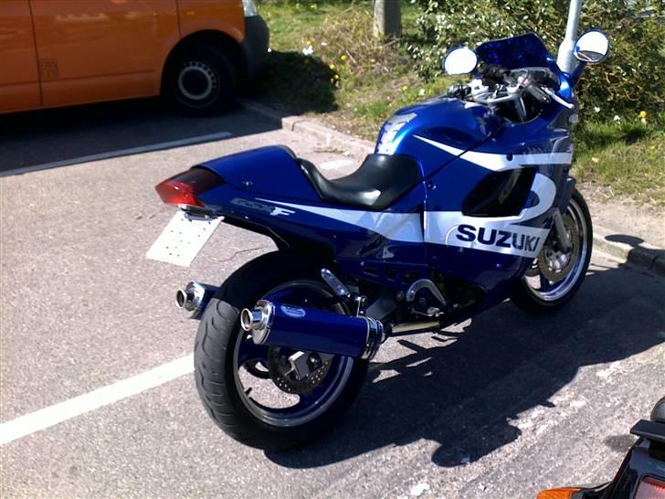 Suzuki GSX 600 F (solgt) billede 1