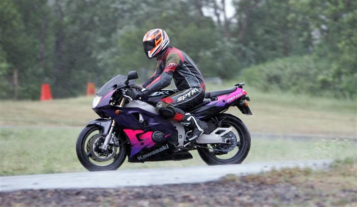Kawasaki zxr 400 (solgt) - Knutstorp 2008 billede 10
