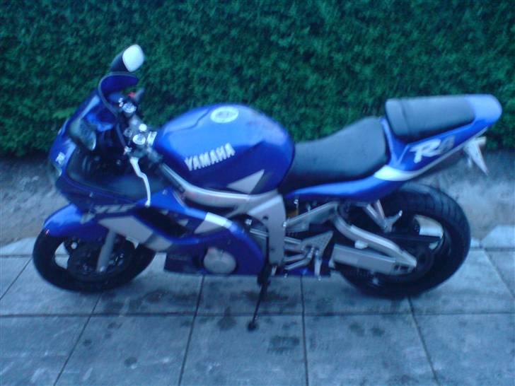 Yamaha YZF R6 billede 2