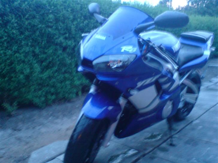 Yamaha YZF R6 billede 3