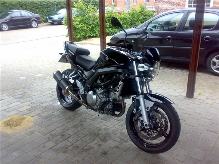 Suzuki Sv 1000N k7 billede 8