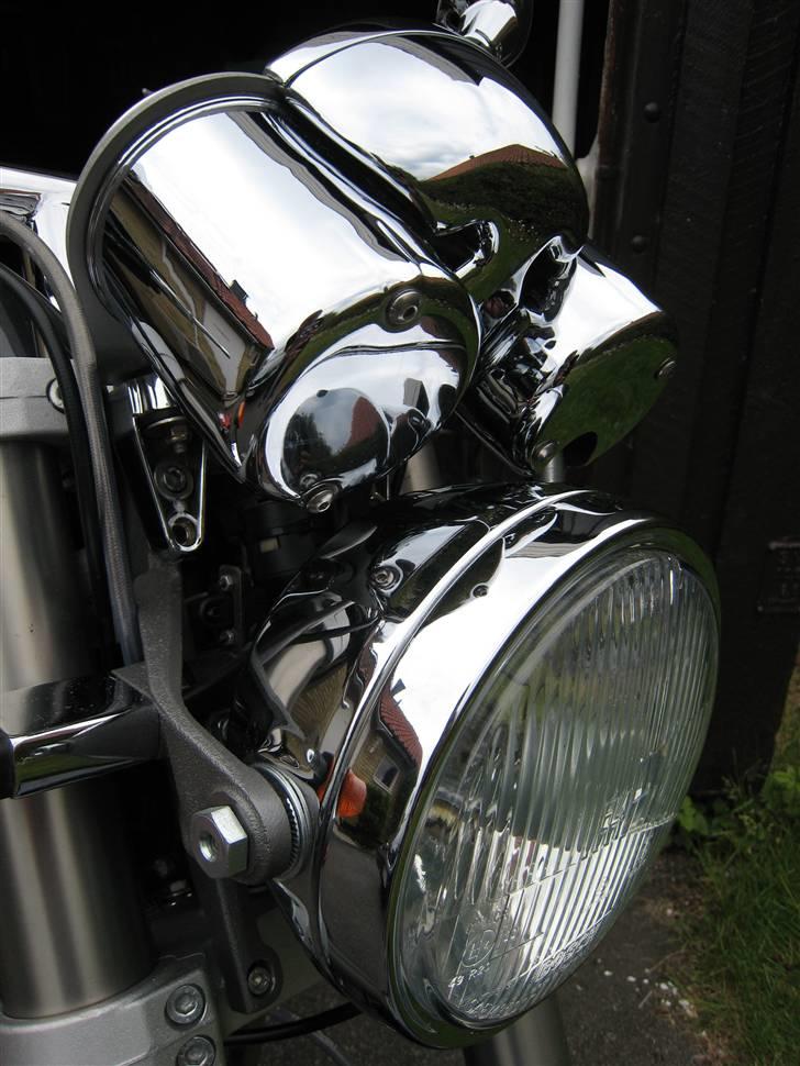 Moto Guzzi Centauro - Der er da lidt at pudse på hvis man keder sig. billede 17