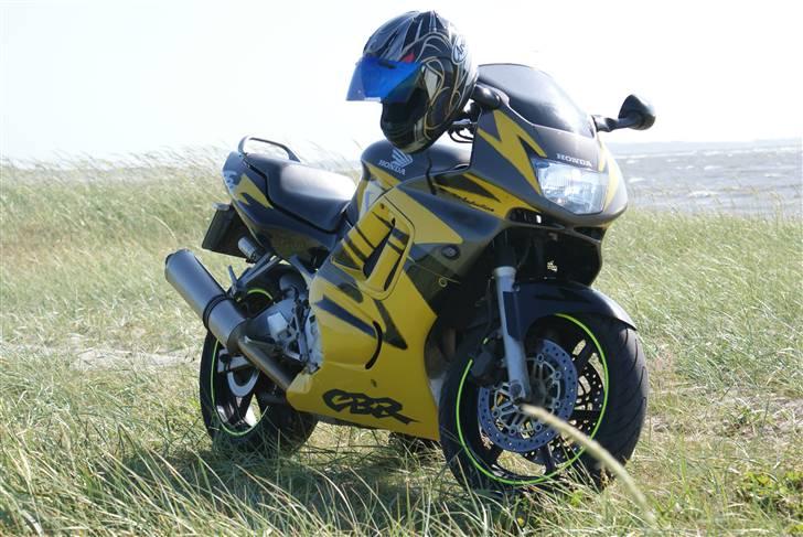 Honda CBR 600 F3 billede 1