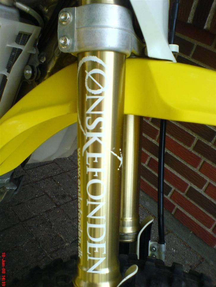 Suzuki RM-Z 250F- SOLGT! - Den fond der hjalp mig videre i livet.. Den bedste i DK. I Gjorde det bedste for mig og lige hvad jeg havde brug for billede 7