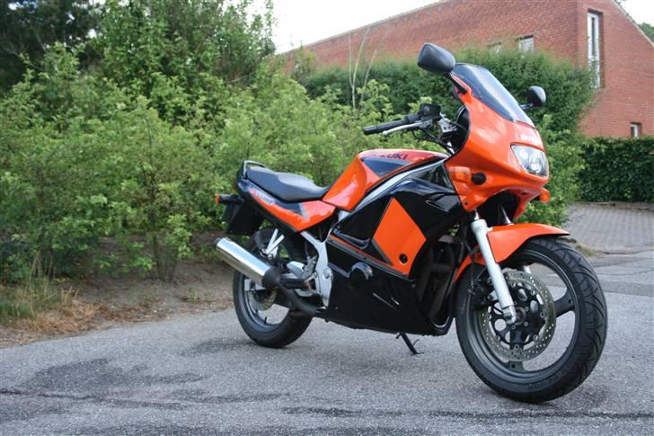 Suzuki GS 500 E *SOLGT* billede 4