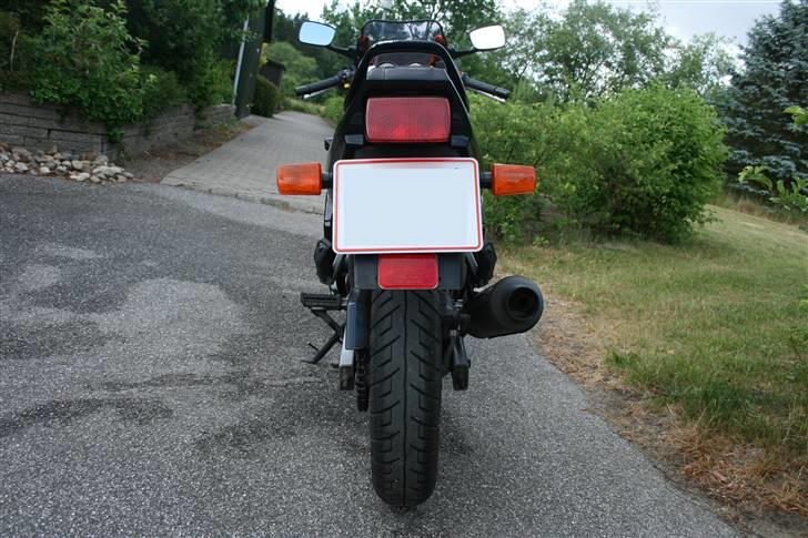 Suzuki GS 500 E *SOLGT* - Ja bagenden er ikke for køn, med store blink og lovpligtig refleks billede 10