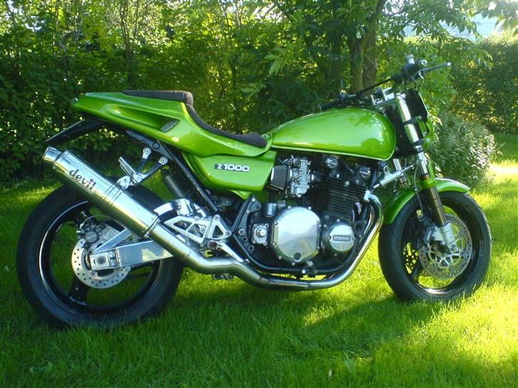 Kawasaki z1000 a1 SOLGT - ja det ser vel ikke helt dumt ud med den nye udstødning billede 1