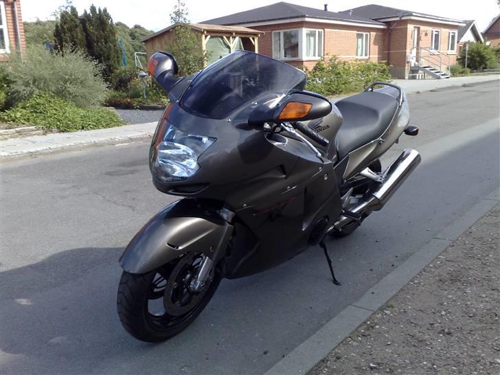 Honda CBR 1100 XX Blackbird billede 2