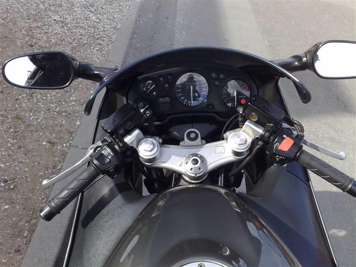 Honda CBR 1100 XX Blackbird billede 4