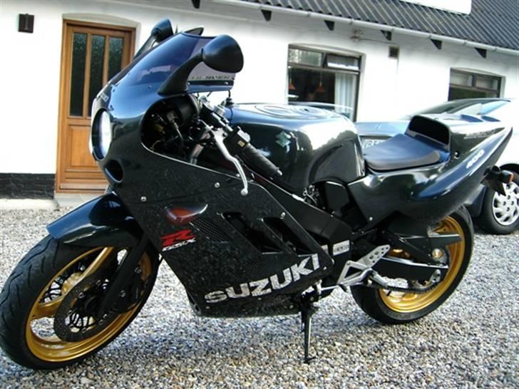 Suzuki gsx 400r billede 5