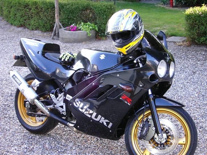 Suzuki gsx 400r billede 7