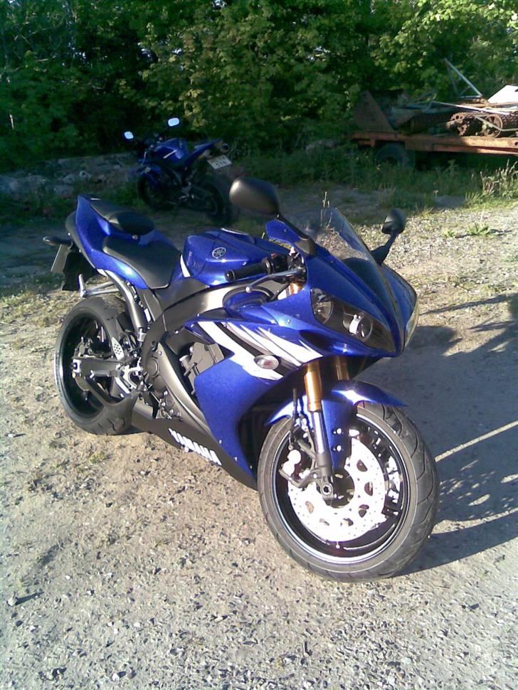 Yamaha YZF-R1 billede 1