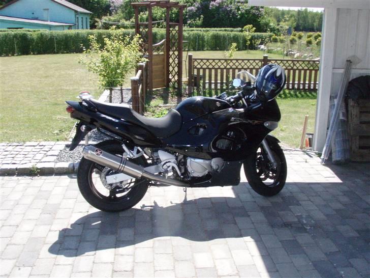 Suzuki gsx 750 f k6 billede 1