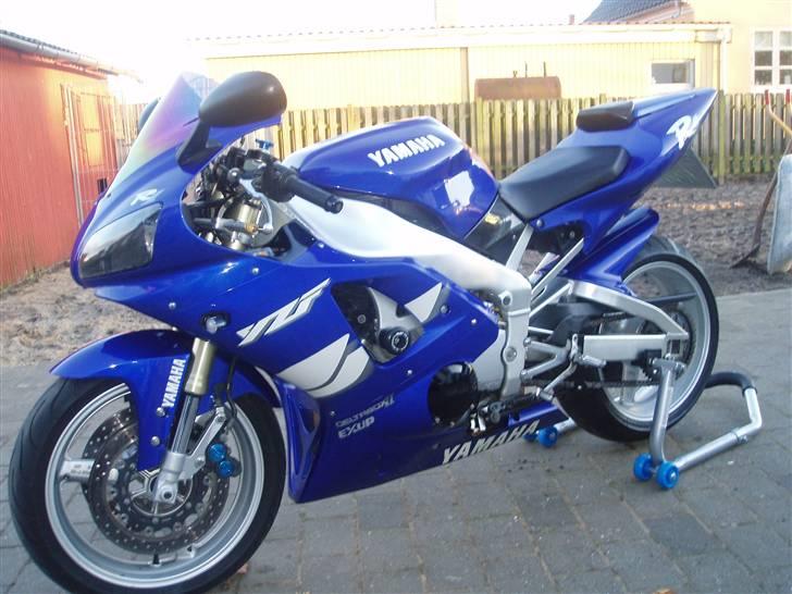 Yamaha r1 billede 4