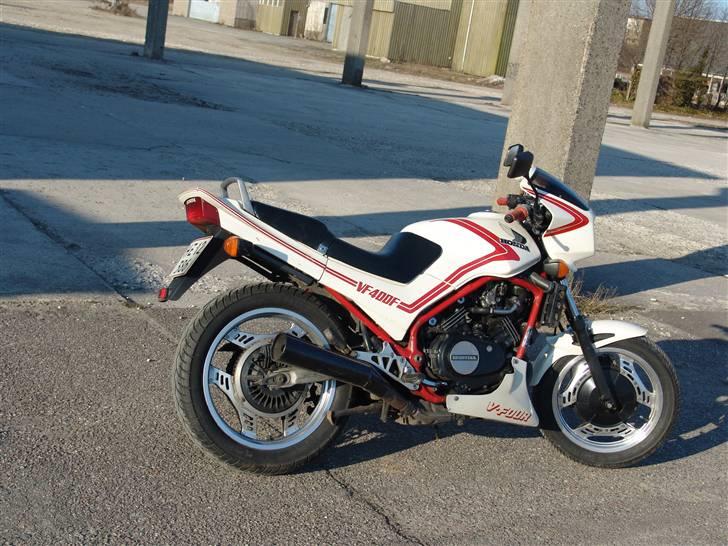 Honda vf 400f   Solgt, desværre billede 1