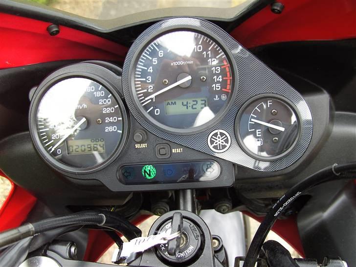 Yamaha FZS600S billede 8