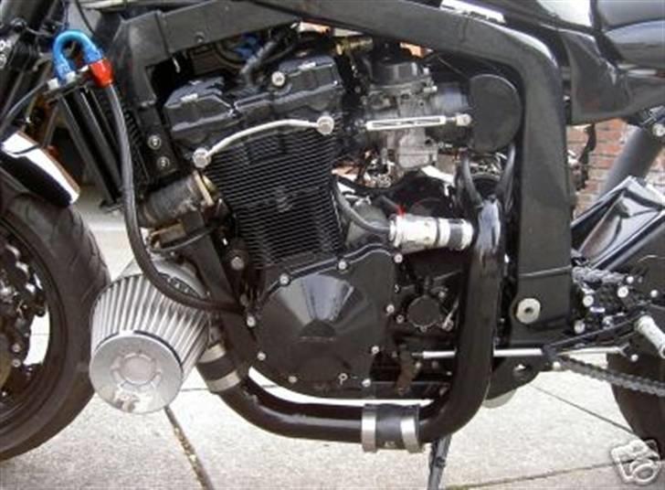 Suzuki GsxR 7/11 Turbo billede 7