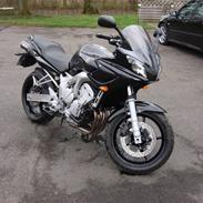 Yamaha FZ6-S