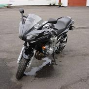 Yamaha FZ6-S