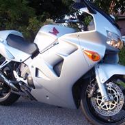 Honda VFR 800