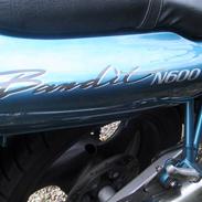 Suzuki gsf600 bandit n