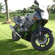 Kawasaki gpx 600r
